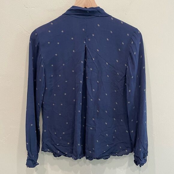 L'AGENCE Nina Star-Print Blouse - Picture 2 of 9